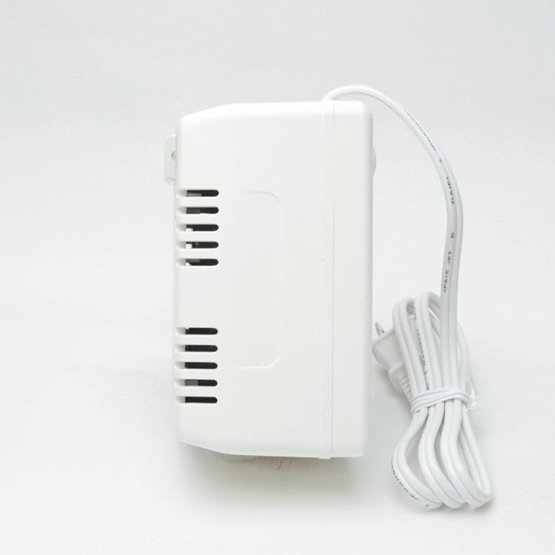  変圧器 海外 旅行用 トランス式 AC 110 220 V 130 240 50 60 Hz 100 210 W 75 TM-211 P 0 キッチン 住宅設備