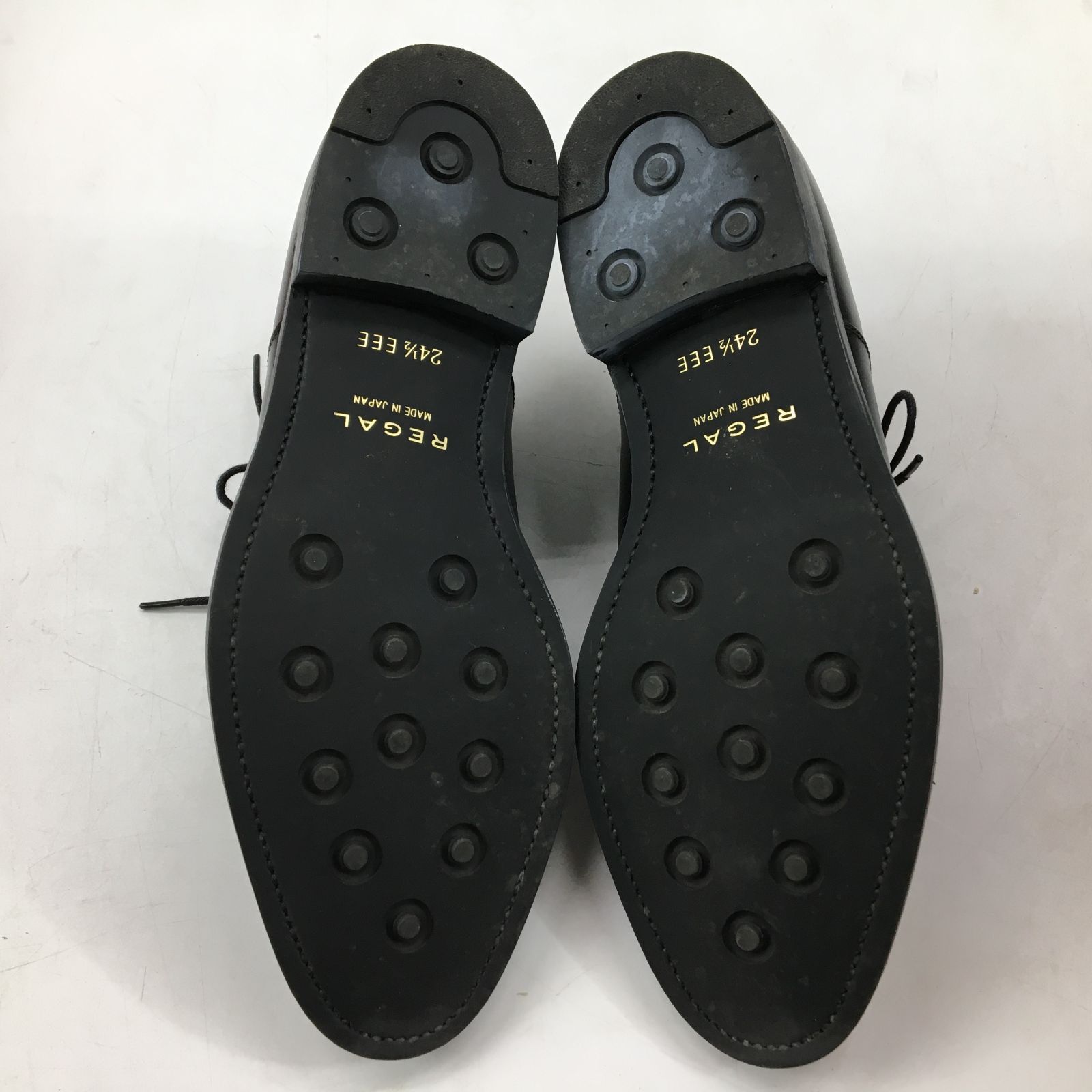 ブラック