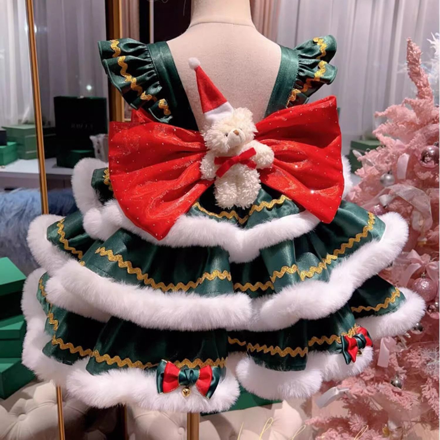 ふりふりクリスマスドレス キッズドレス 女の子 華やか 可愛い ふりふり リボン ワンピース ドレス サンタクロース 子供服 演出 ピアノ 発表会  幼児園 小学生 パーティー 新品 未使用 100 110 120 130 140 150 - メルカリ