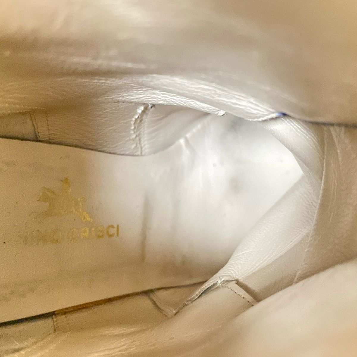 ショートブーツ