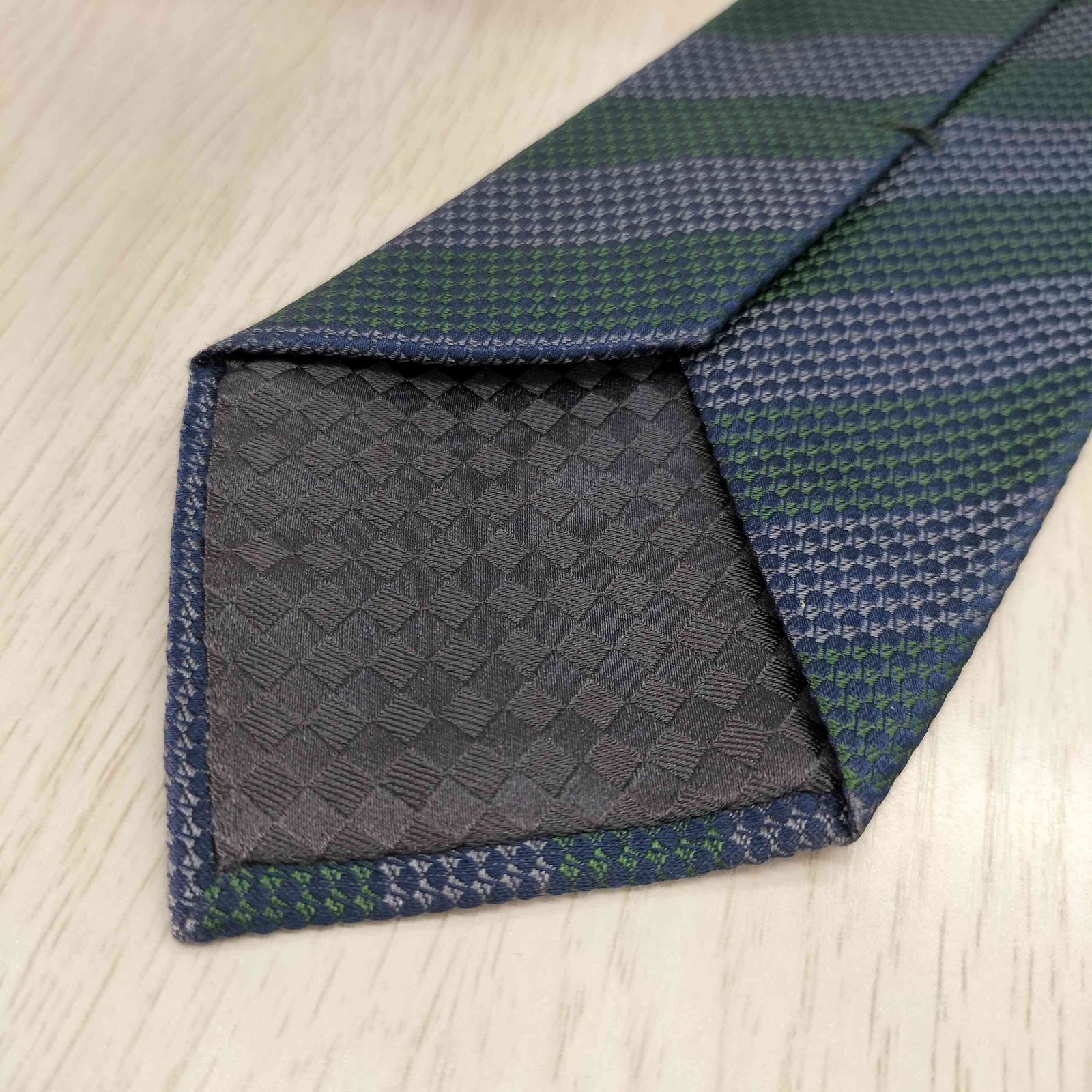 ルイヴィトン LOUIS VUITTON レジメンタル シルク ネクタイ メンズ