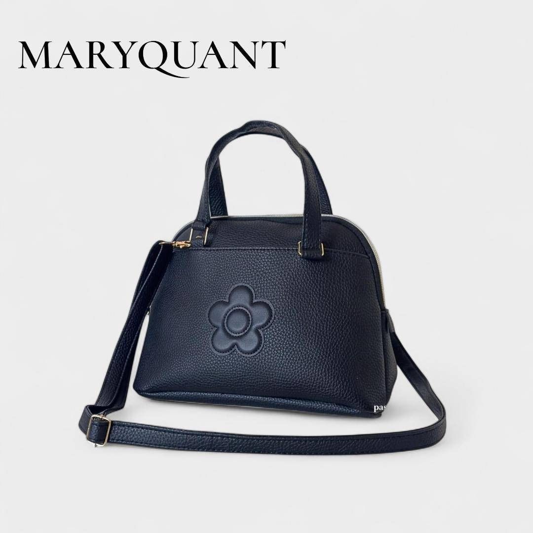 □美品□ JIMMY CHOO ジミーチュウ スターエンボス レザー クラッチ