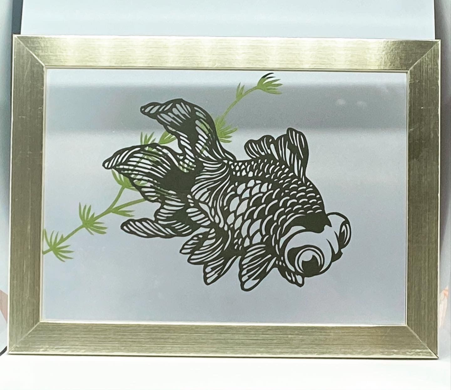 切り絵 出目金 - メルカリ