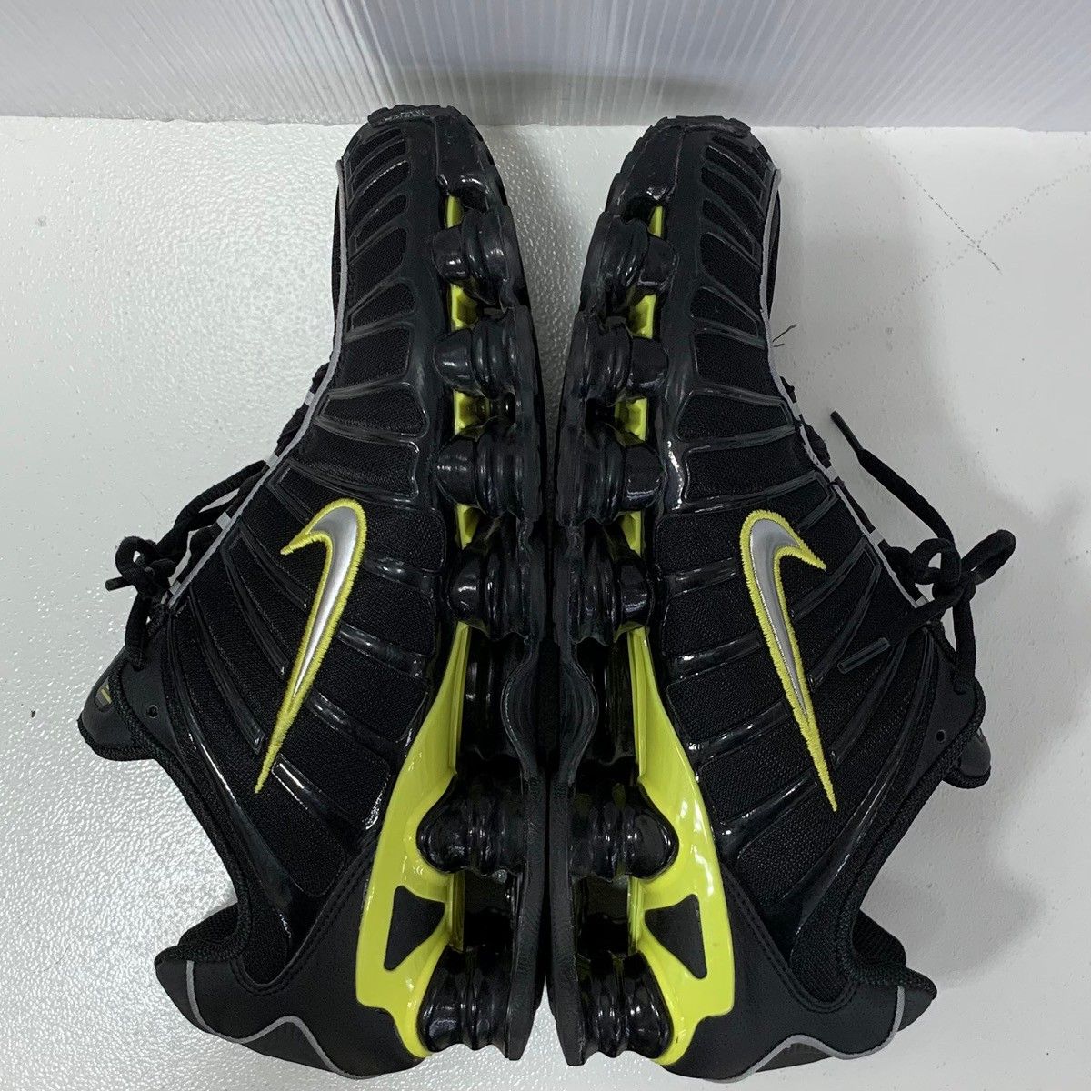 ナイキ NIKE SHOX TL ショックス CN0151-002 メンズ靴
