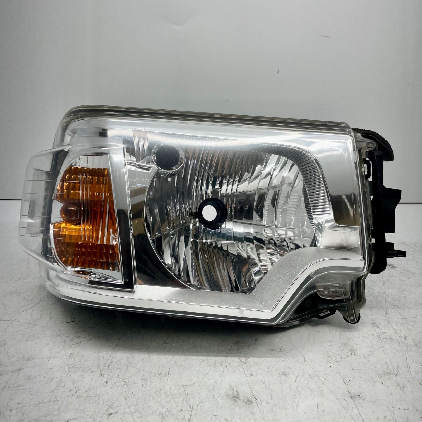 ミニキャブ ヘッドライト 左右セット U61 U62 U71 U72 ① 後期 三菱 ミニキャブ U61V U62V U71V U72V クリッパー ヘッド 三菱