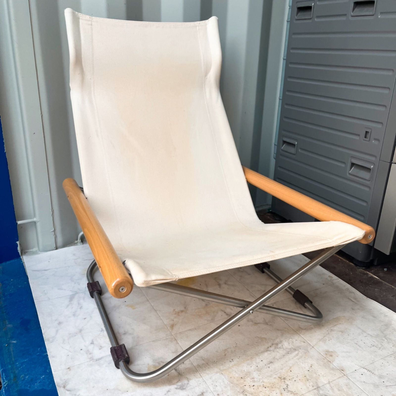 取付無料！ニーチェアX ナチュラルキャンバス地 折り畳み可リラックスチェア✨ 取付無料！ニーチェアX ナチュラルキャンバス地 折り畳み可