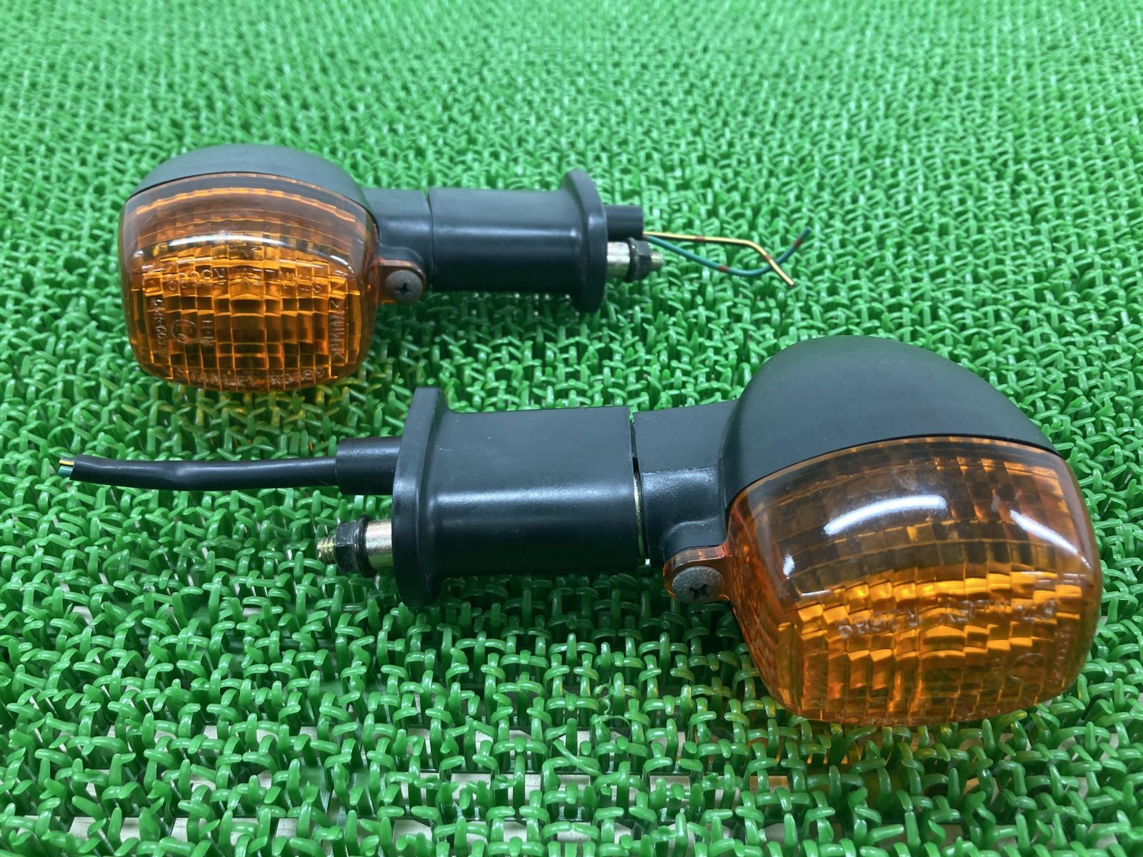 ZX-12R ウインカー 左右 R3689 カワサキ 純正 中古 バイク 部品 ZXT20A コケキズ無し 割れ欠け無し 品薄 希少品 車検 Genuine