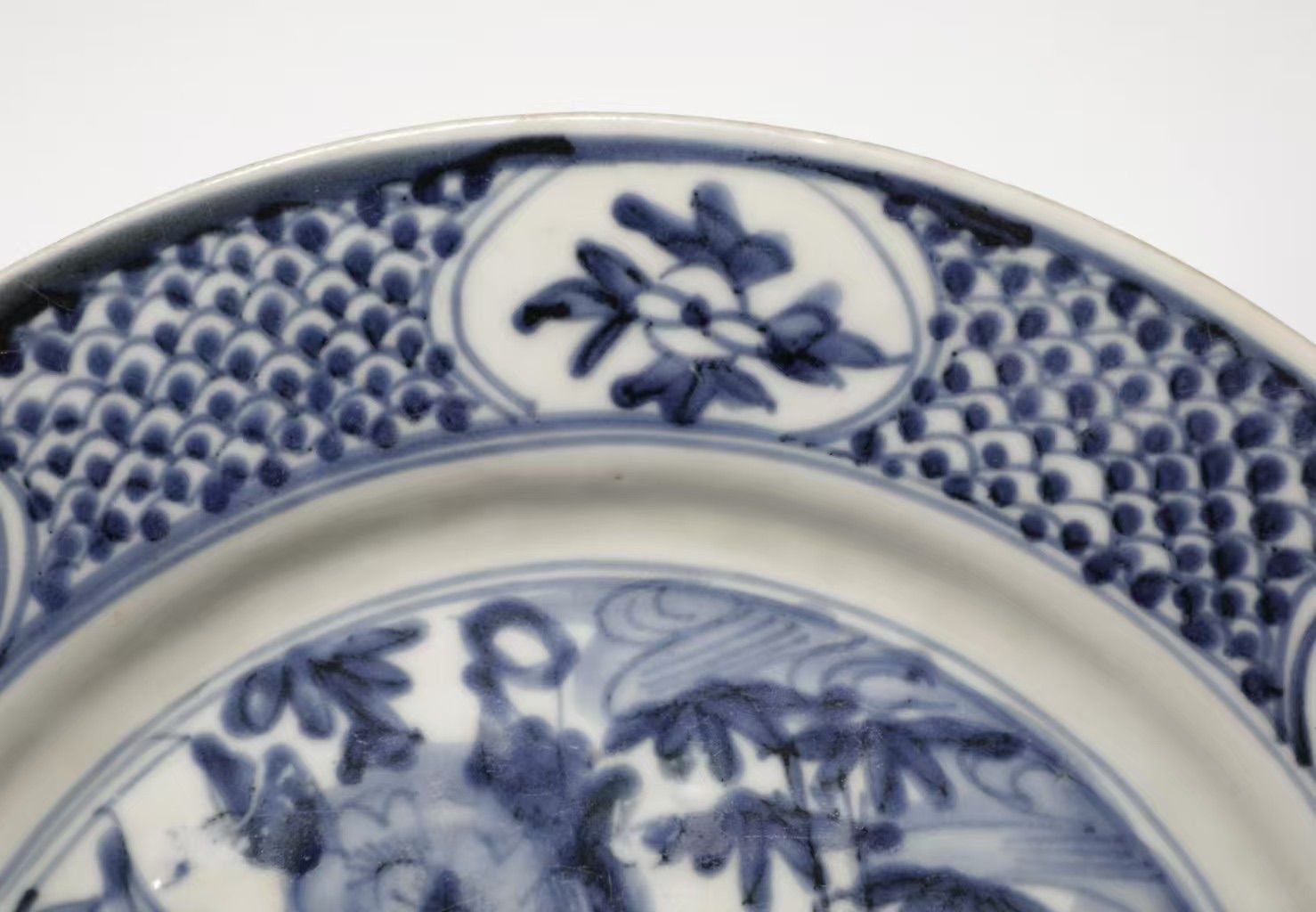 大清康熙年製青花花鳥文盤　 時代物 骨董 青花　箱付き 大清康熙年製青花花鳥文盤 時代物 骨董 青花 箱付き 【公式通販】