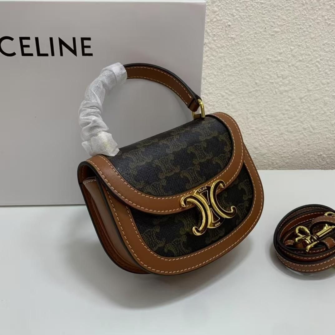 新入荷 CELINE ショルダーバッグ ブラック/ブラウン-MM輸入1 - メルカリ バッグ