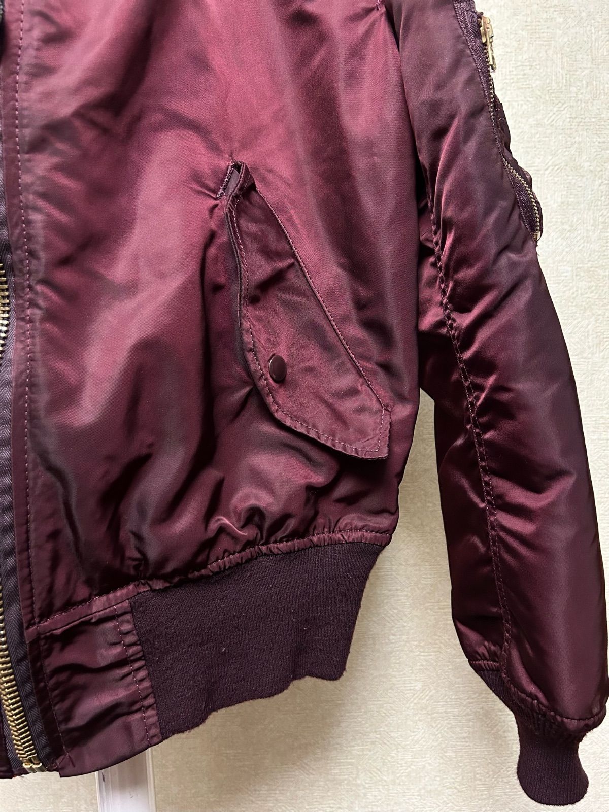 U.S.A.製最終期Alpha IDEALジッパーMA-1フライトジャケット美品 - メルカリ