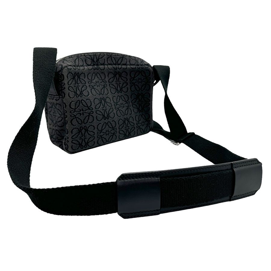 LOEWE ショルダーバッグ