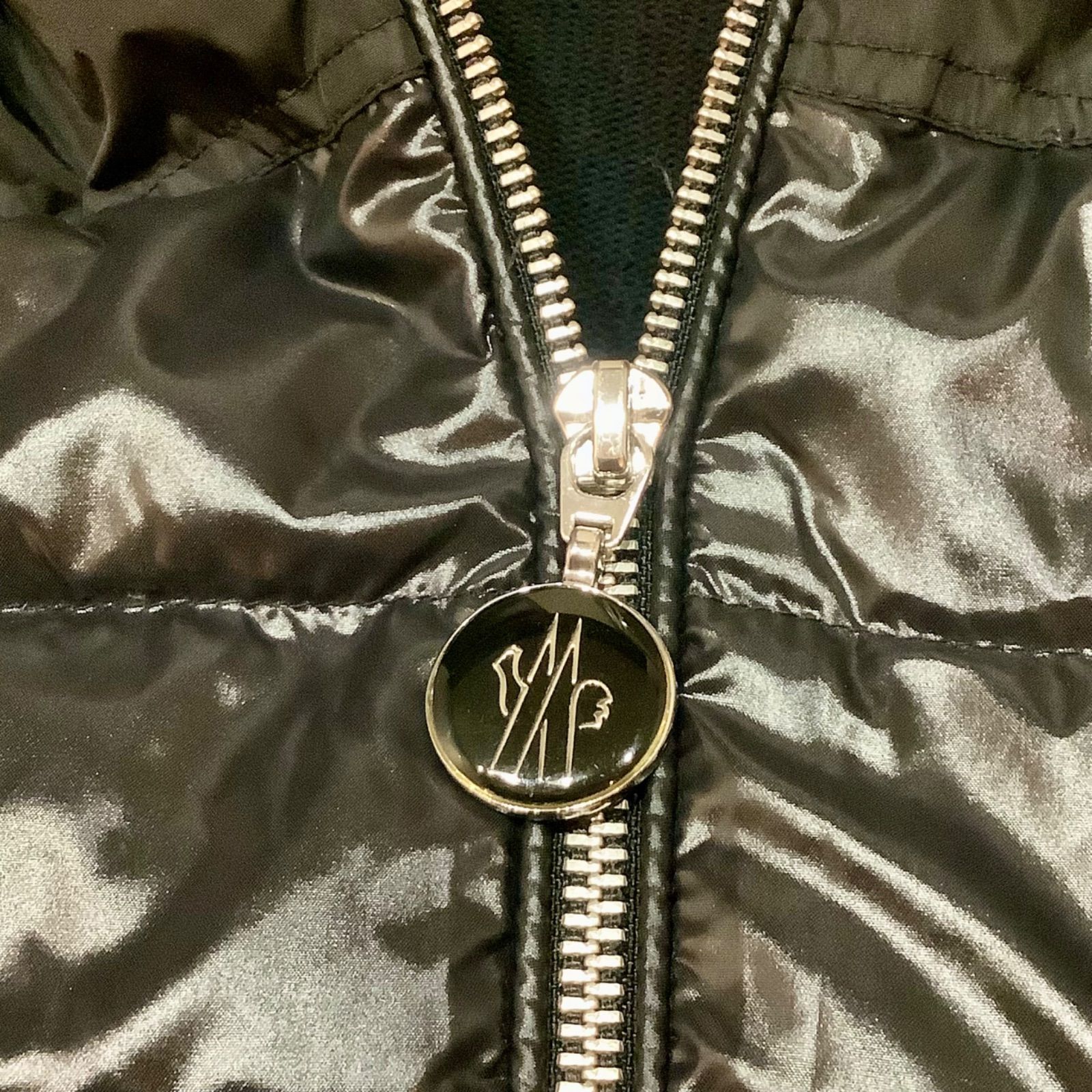 22AW モンクレール MONCLER ハイブリッド ダウン ニット