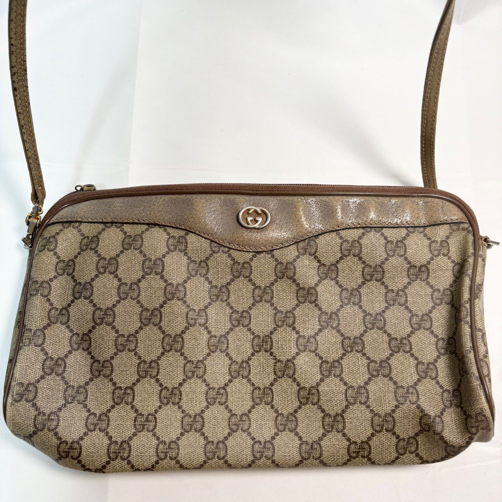 送料無料】GUCCI/グッチ/ショルダーバッグ/肩掛けバッグ/GG/ブラウン 