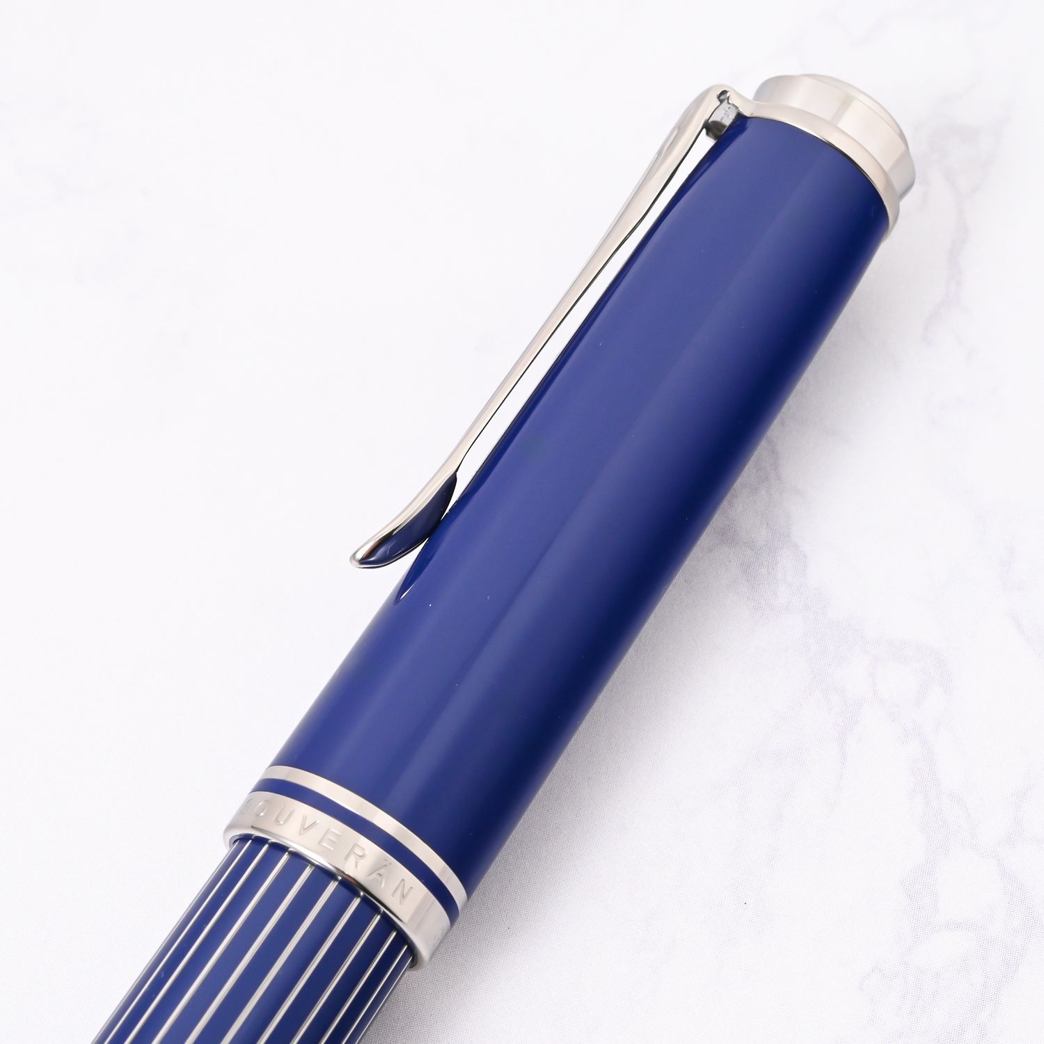 新品 ペリカン Pelikan 万年筆 スーべレーン メタルストライプブルー