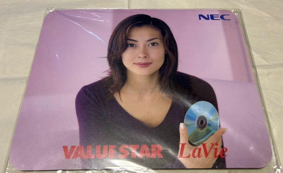 未使用　中山美穂 NEC VALUESTAR LaVie ラヴィ　マウスパッド 中山美穂 ナカヤマミホ ミポリン グッズ NEC VALUESTAR LaVie マウス