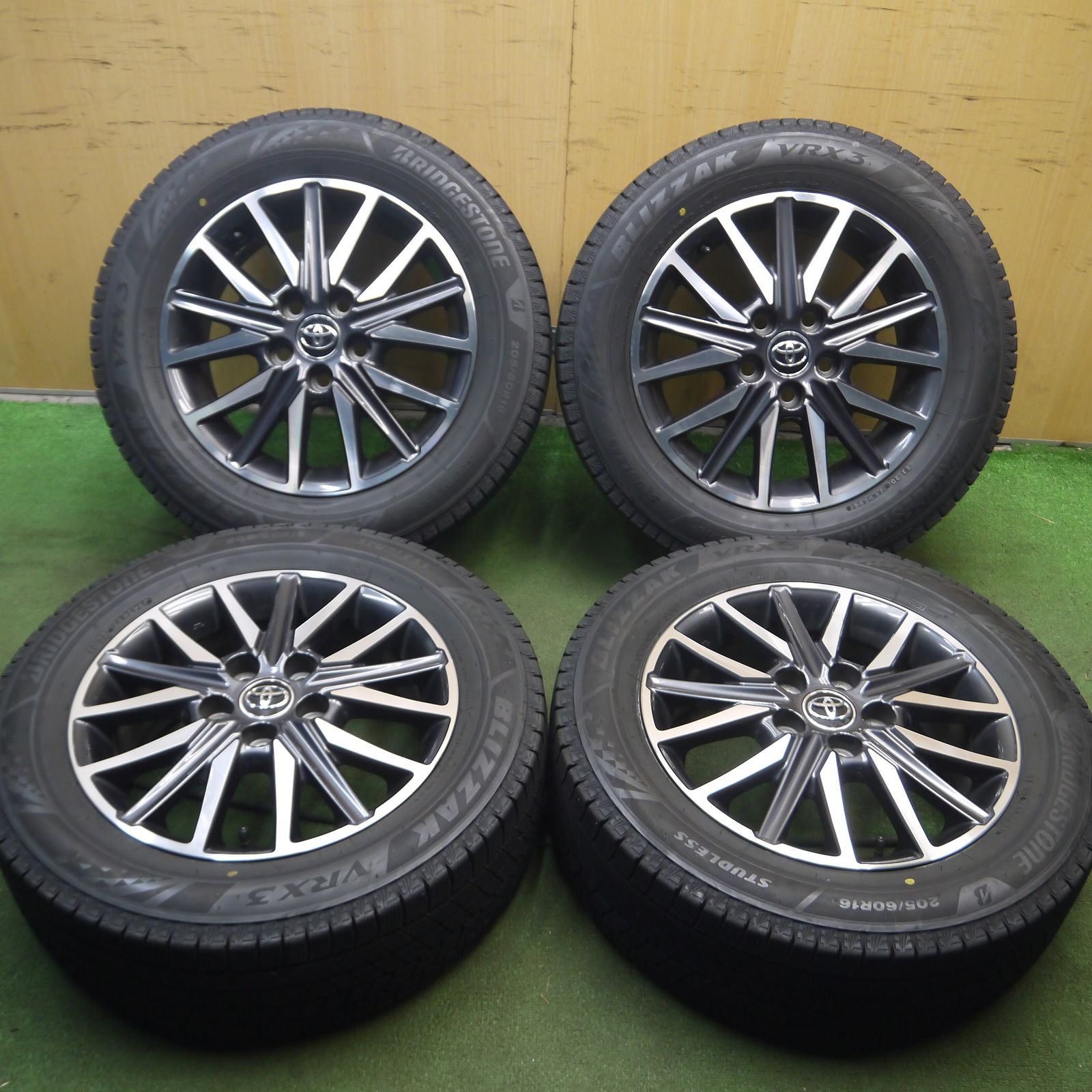205/60R16 16インチスタッドレスタイヤホイール4本セットバリ溝品