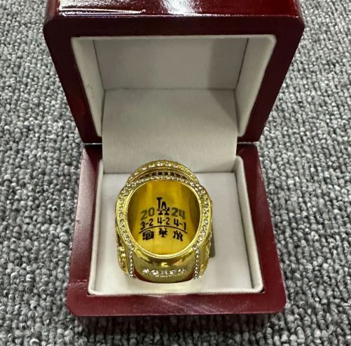 ドジャース　大谷翔平　MLB チャンピオンリング 特製ケースセット 楽天市場】送料無料※非売品 限定品 2024年 MLB史上初 在庫が