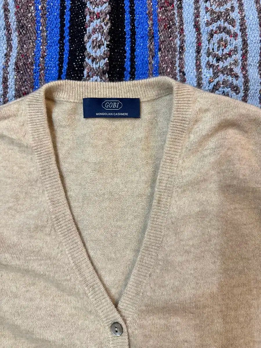 GOBIモンゴリアン カシミアカーディガン
