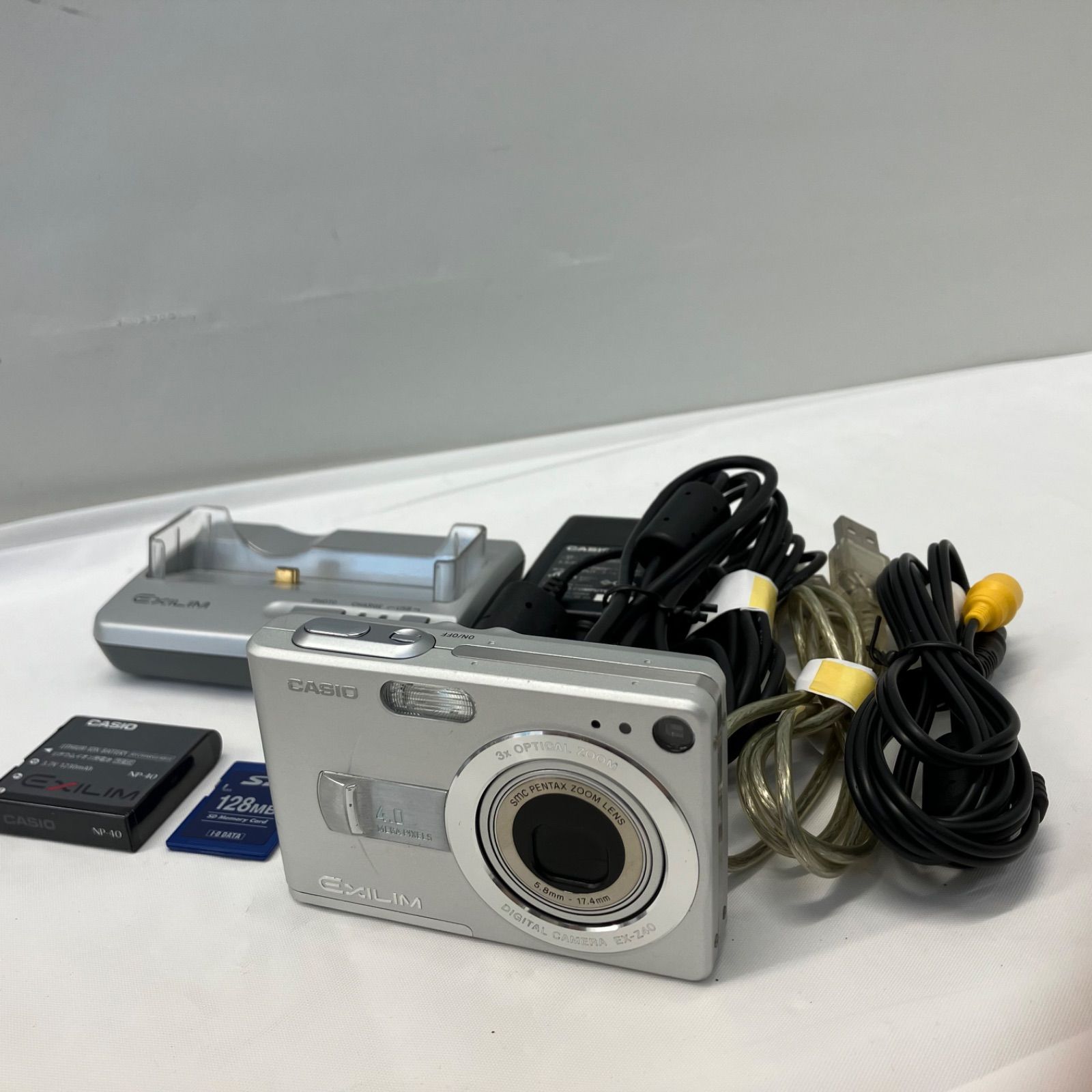 F250724-6】 CASIO EXILIM EX-Z40 4.0MEGA PIXELS コンパクトデジタル 