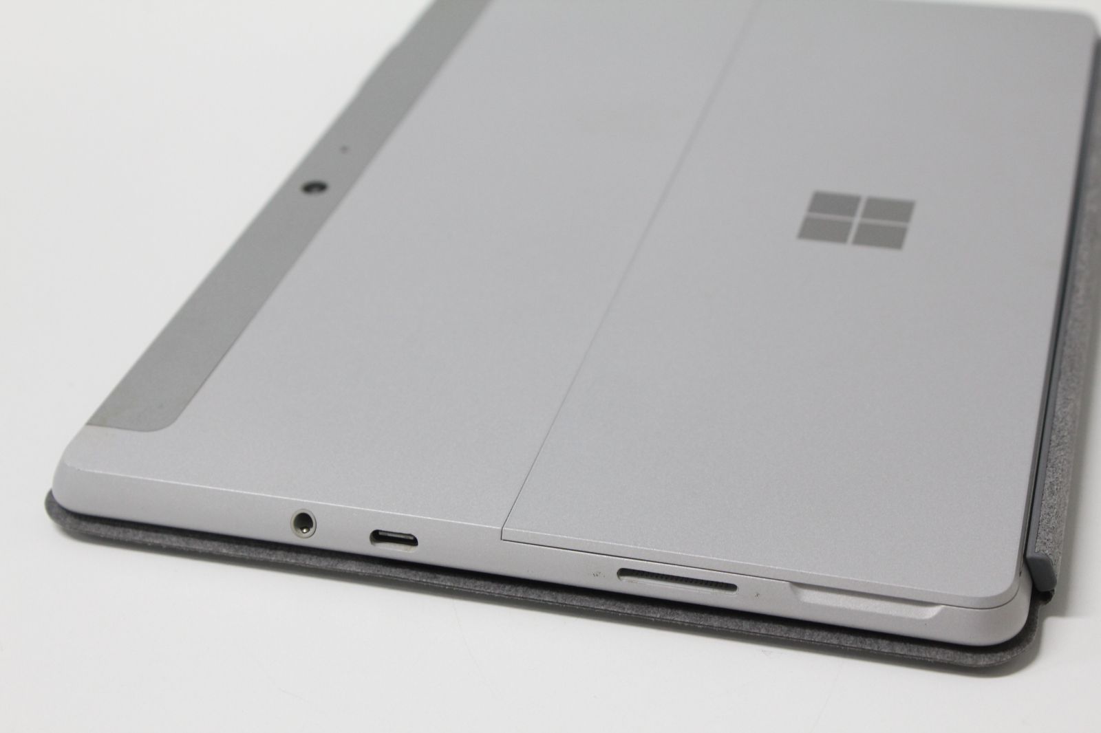 Surface Go (第 1 世代) 本体　64GB Surface Go第一世代64GB Wi-Fiモデル タイプカバー(品) ノートPC