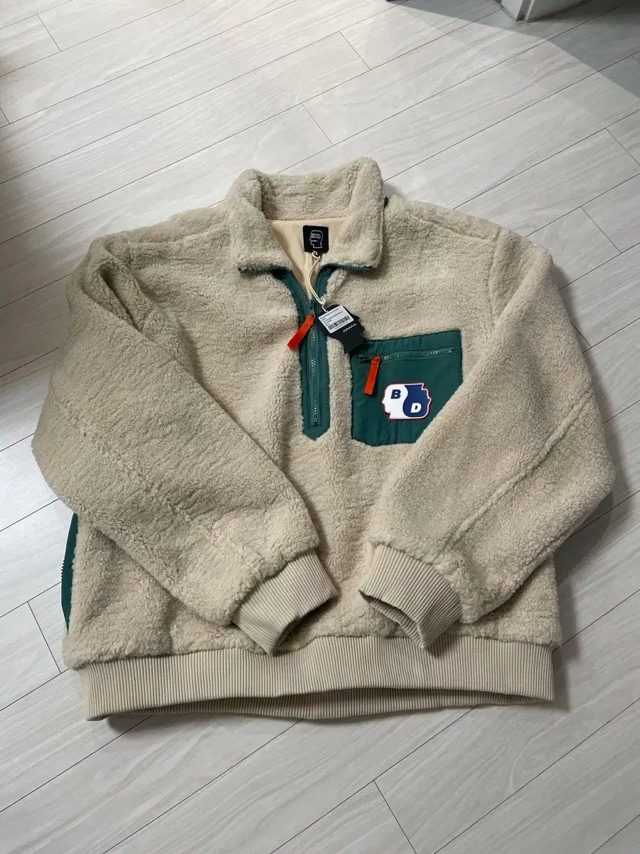 新品未使用BRAIN DEAD ブレインデッド 刺繍ジャケット Mサイズ BRAIN DEAD/ブレインデッド】CROPPED HUNTING JACKET（その他アウター