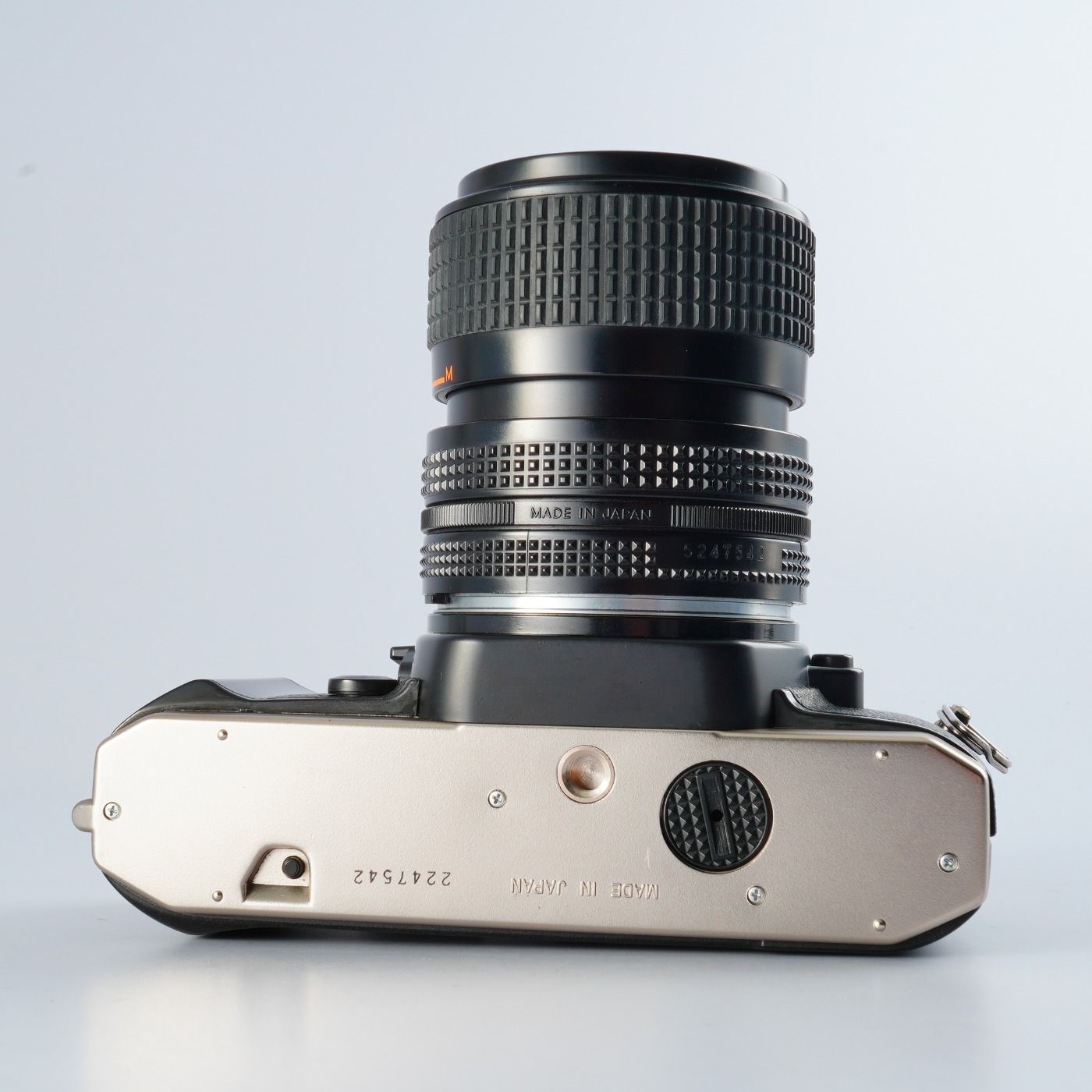 Nikon ニコン FM10 + セール中 Ai-S ZOOM Nikkor 35-70mm F/3.5-4.8 MF