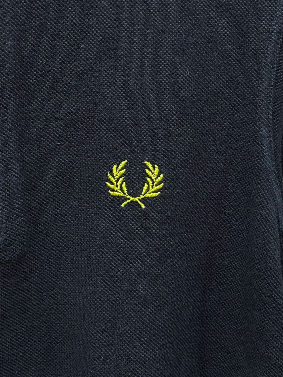 美品♢フレッドペリー 英国製 M12 ポロシャツ 黒 金 L イングランド製 FRED PERRY フレッドペリー ポロシャツ 英国製 半袖 メンズ M12