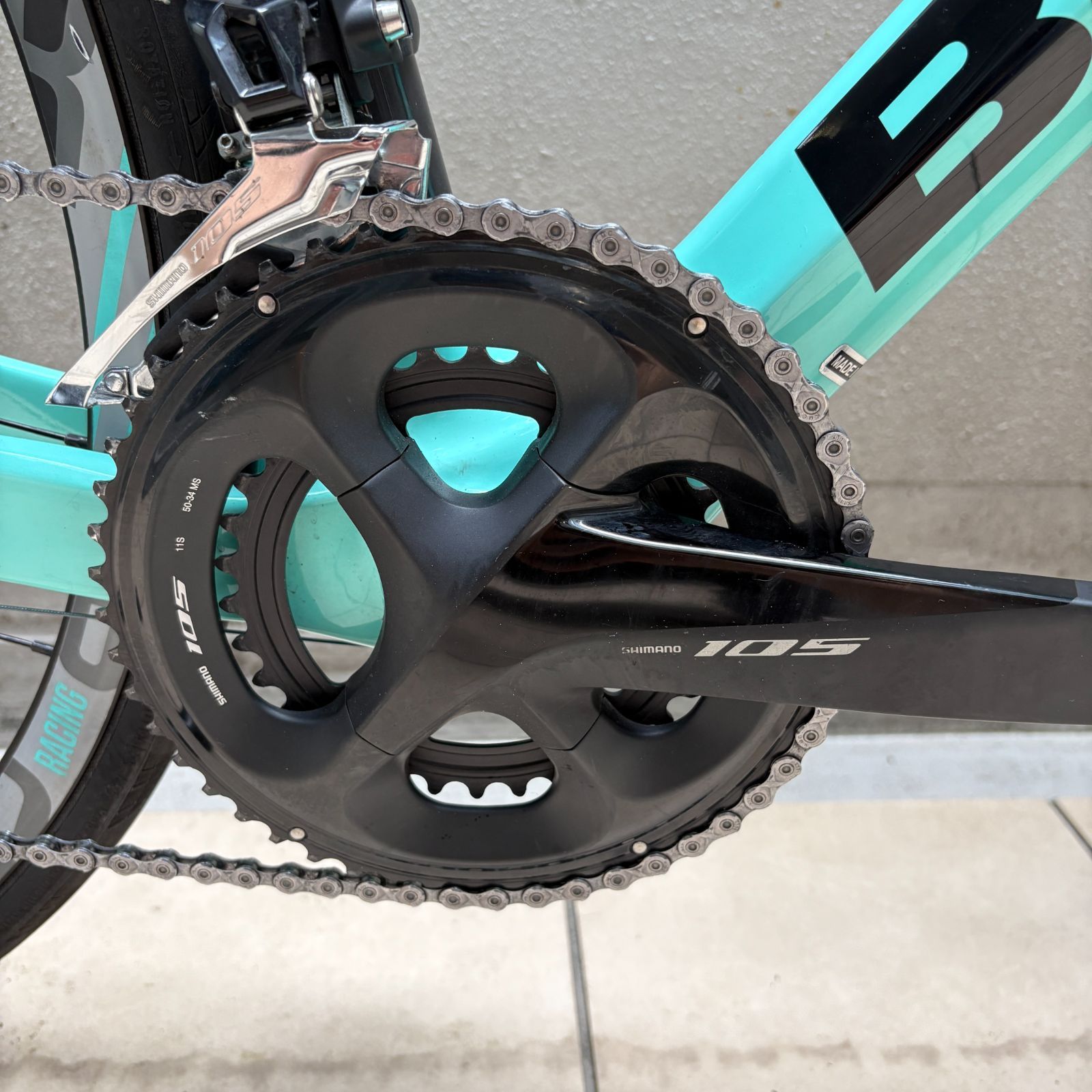Bianchi Oltre XR3（ビアンキ、オルトレ）【東京都六本木駅での