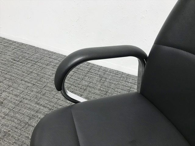 エグゼクティブチェア ハイバック 内田洋行 ウチダ ブラック MARWIL-DEMENAGEMENTS_CH