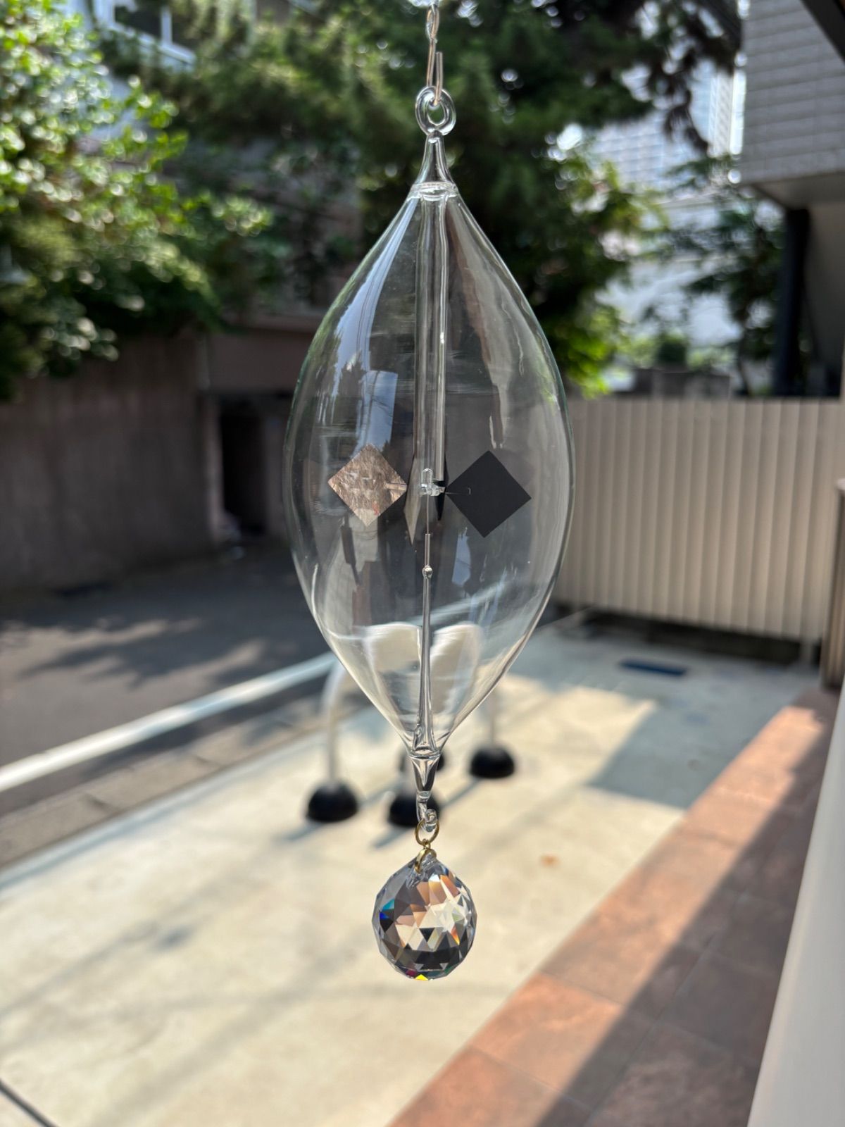  ラジオメーター オリーブ型 特大型直径100ミリ 40mmのサンキャッチャー付き フォトスタンド 置物 インテリア小物