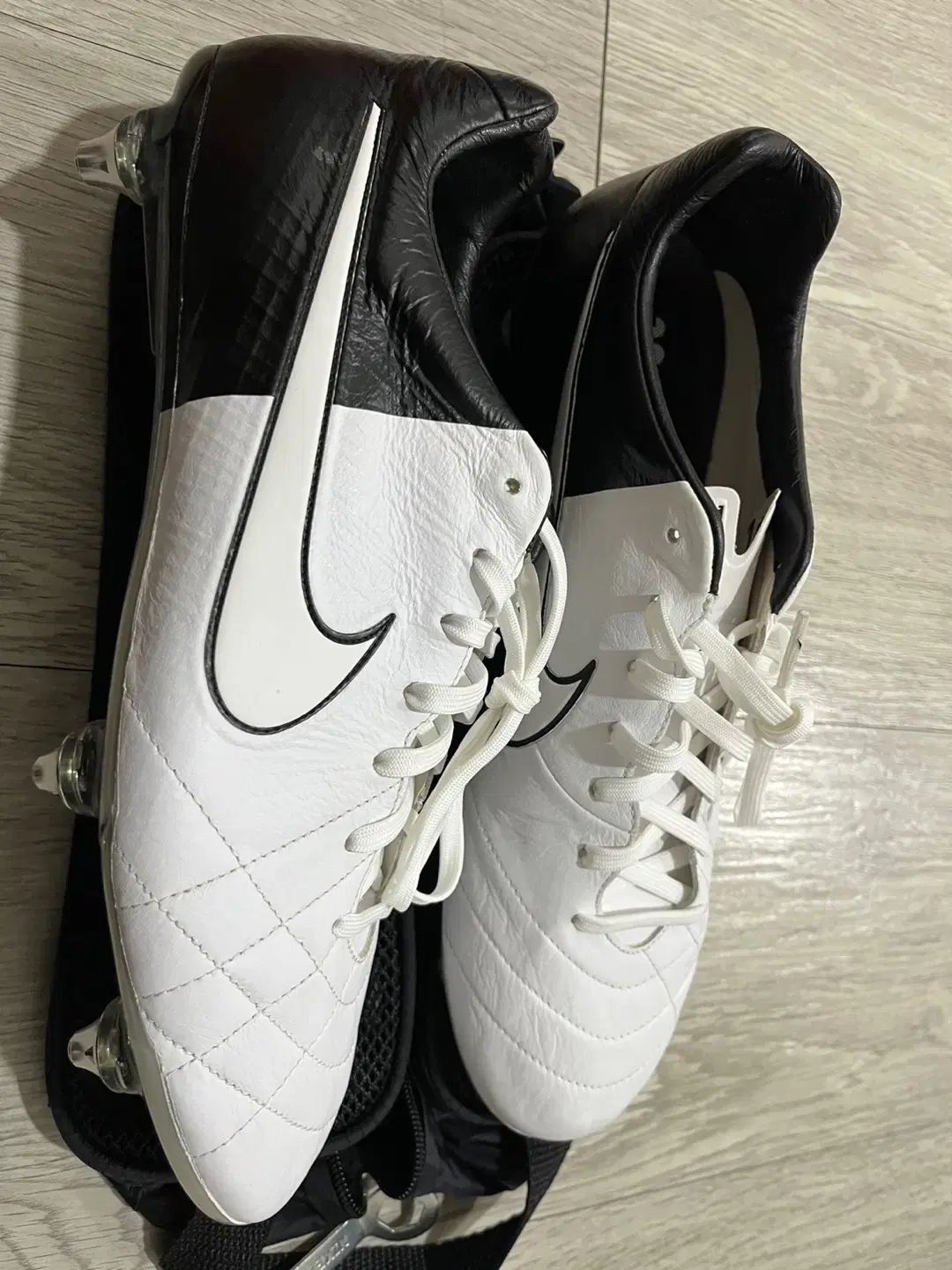 ナイキ ティエンポ レジェンド4 fg ティエンポレジェンド4 登場