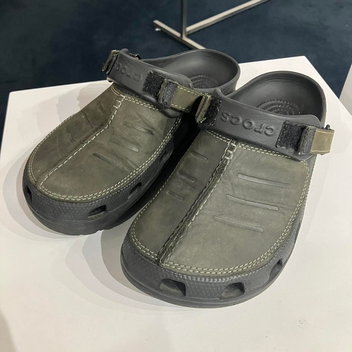 【雷市場（ポンジャン）商品韓国直送】265 crocs(クロックス) オール テレイン サンダル