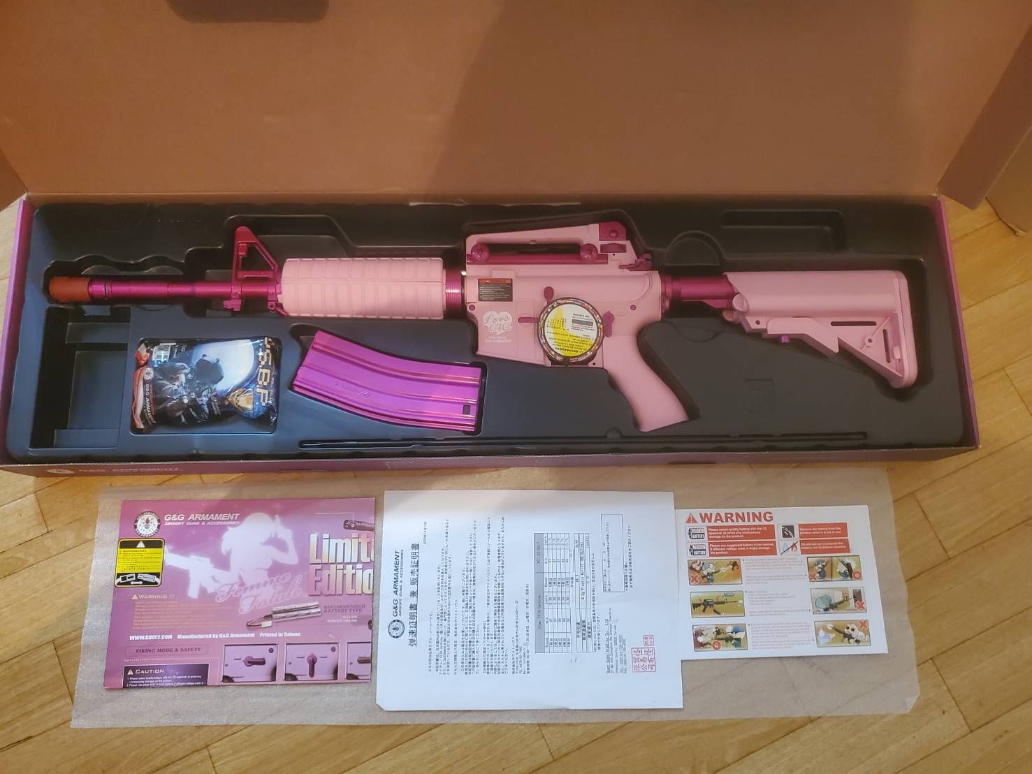 メルカリShops - FF16 リミテッドエディション ピンク Femme Fatale 16 g&g