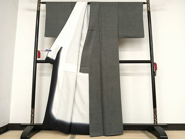 平和屋着物●江戸小紋　極小鮫小紋柄　黒地　正絹　逸品　AAAU4329np 平和屋着物○江戸小紋 極小鮫小紋柄 黒地 正絹 逸品 AAAU4329np - メルカリ