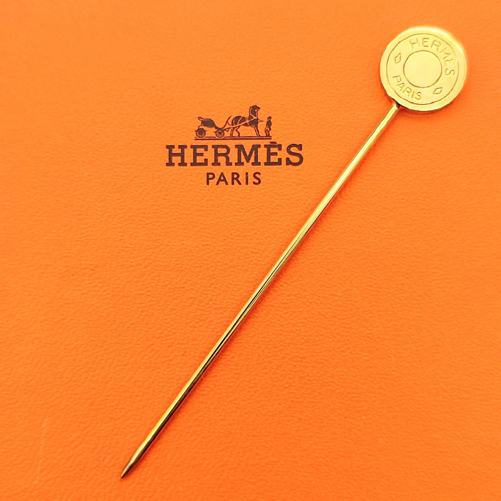 エルメス　セリエ ゴールド ピン ブローチ エルメス セリエ ゴールド ピン ブローチ HERMES(エルメス