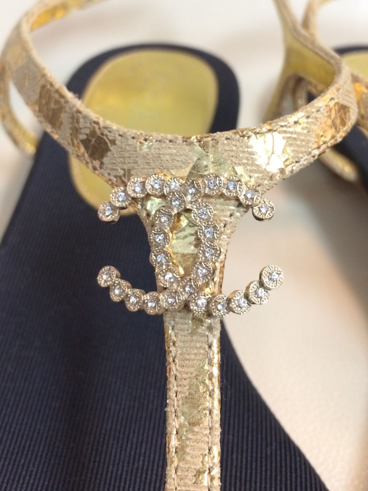 CHANEL シャネル ココマーク ラインストーン CC レザー ストラップ  