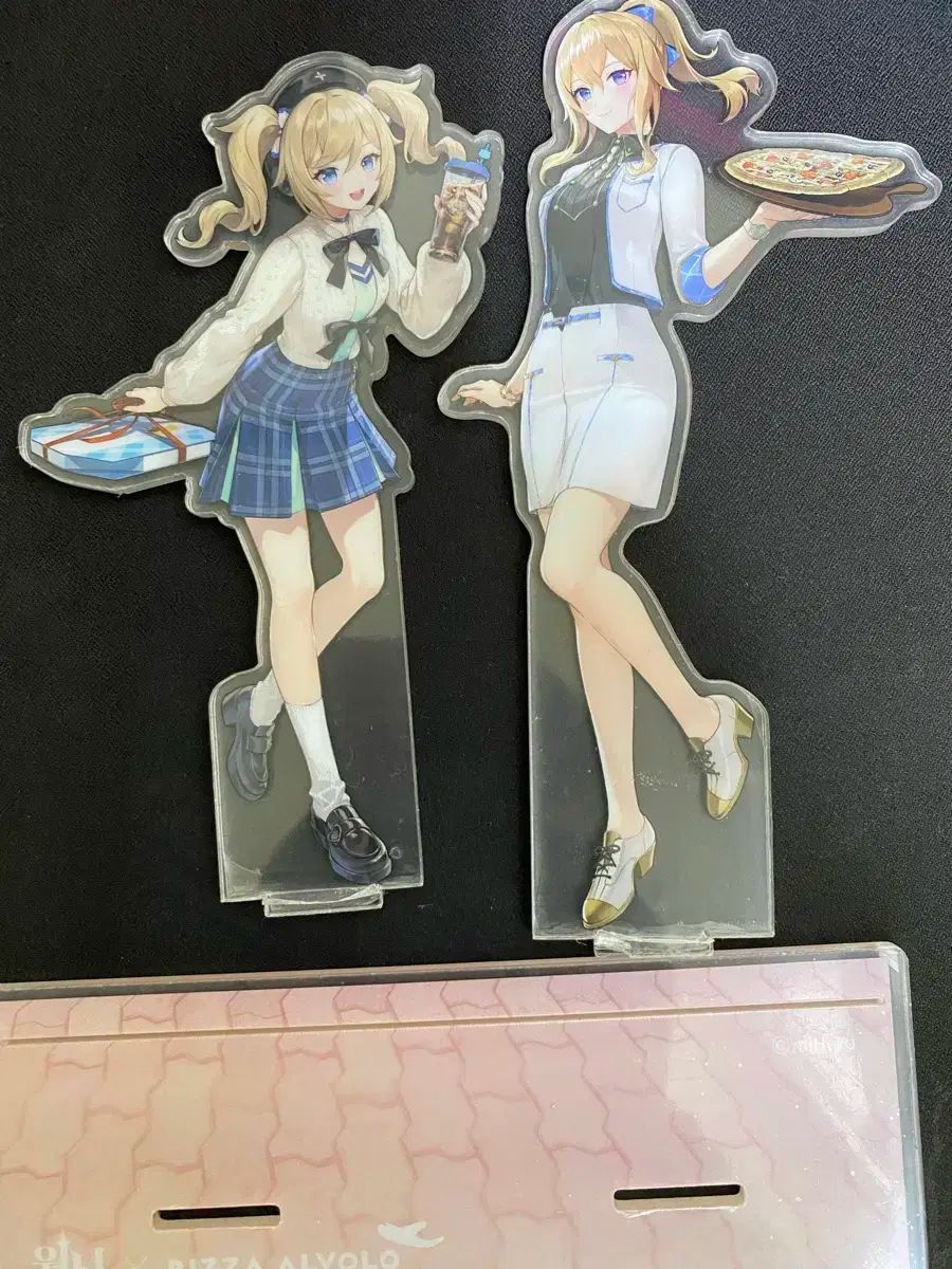 【雷市場（ポンジャン）商品韓国直送】 原神 ピザ アルボロ ALVOLO アクリル スタンド
