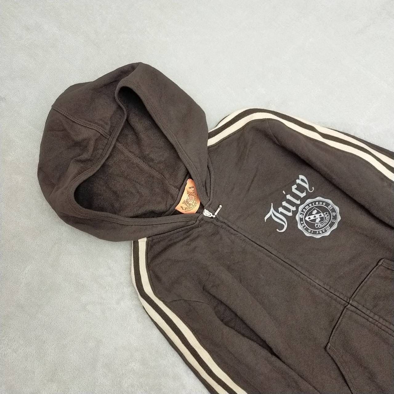 Juicy Couture ブラウン フード付きパーカー Juicy Couture ブラウン フード付きパーカー