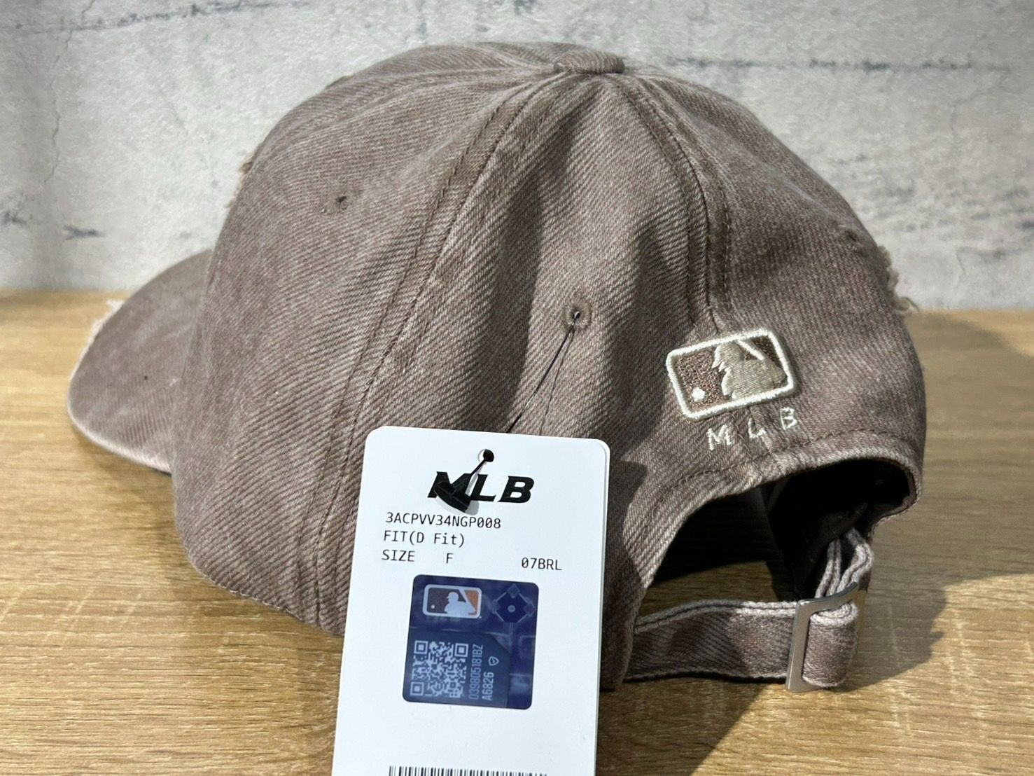 MLB ドジャース ダメージ ウォッシュ キャップ カリナ 韓国限定 ☆aespa カリナ 着用！！【MLB】Damage Washing Unstruck Ball Cap NY