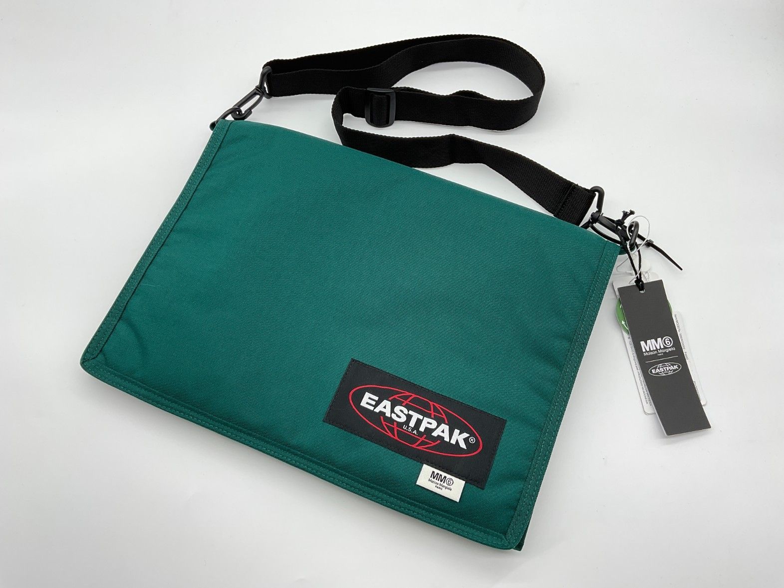 MM6 MAISON MARGIELA×EASTPAK XL グリーン コラボショルダーバッグ