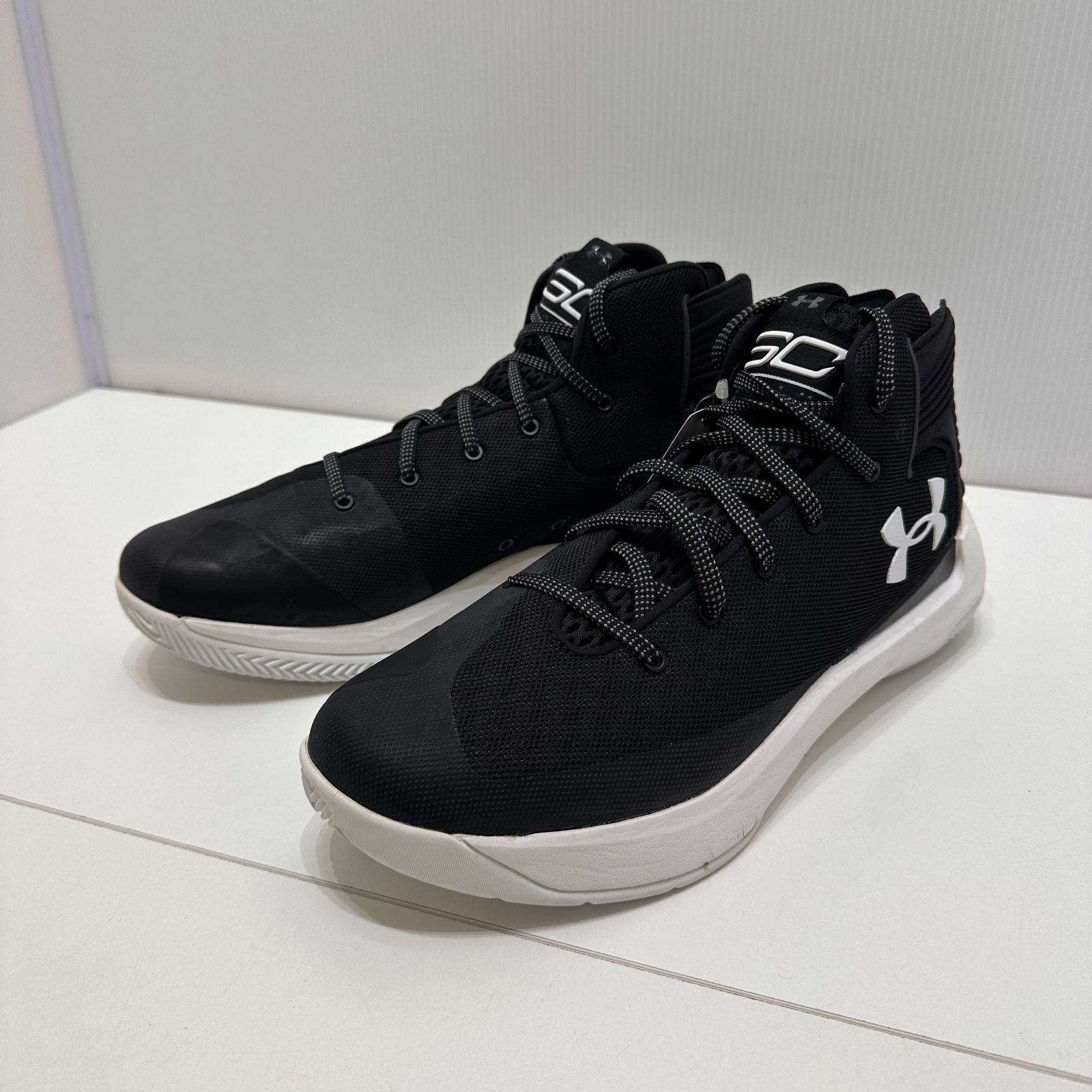 UNDER ARMOUR CURRY 3 ZERO アンダーアーマー カリー バスケットシューズ 29.0cm - メルカリ