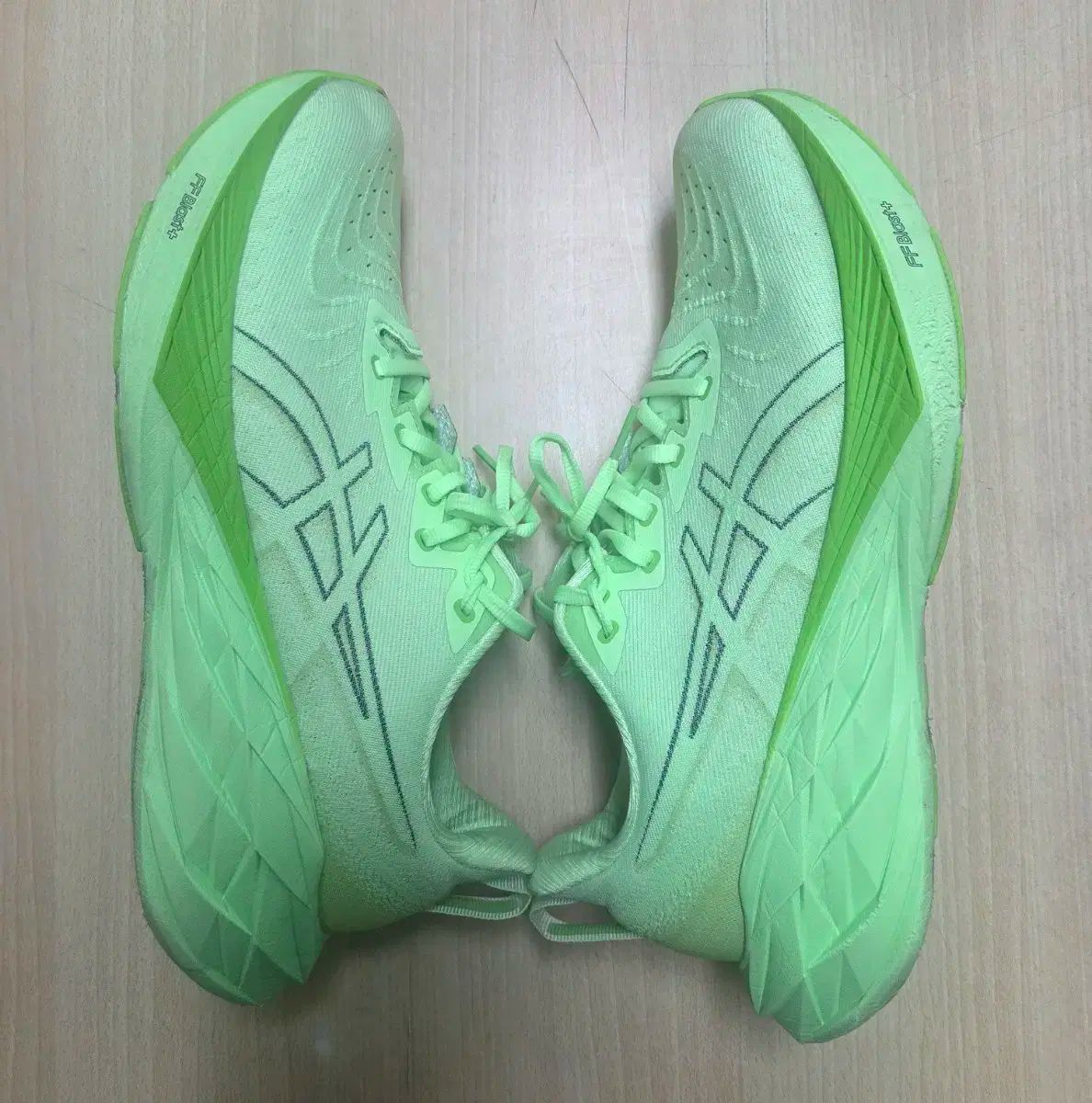 Asics アシックス ノバブラスト 4 280 ワイド