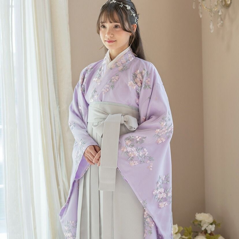 ライラック着物×薄灰色袴 花刺繍チュールレース 袴一体型着物ワンピース 簡単着付け 卒業袴 キャサリンコテージ TAK
