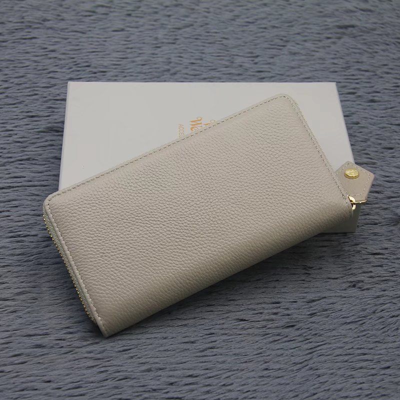 新品♡Vivienne Westwood 55VV311 長財布ライトグレー 新品♡Vivienne Westwood 55VV311 長財布ライトグレー
