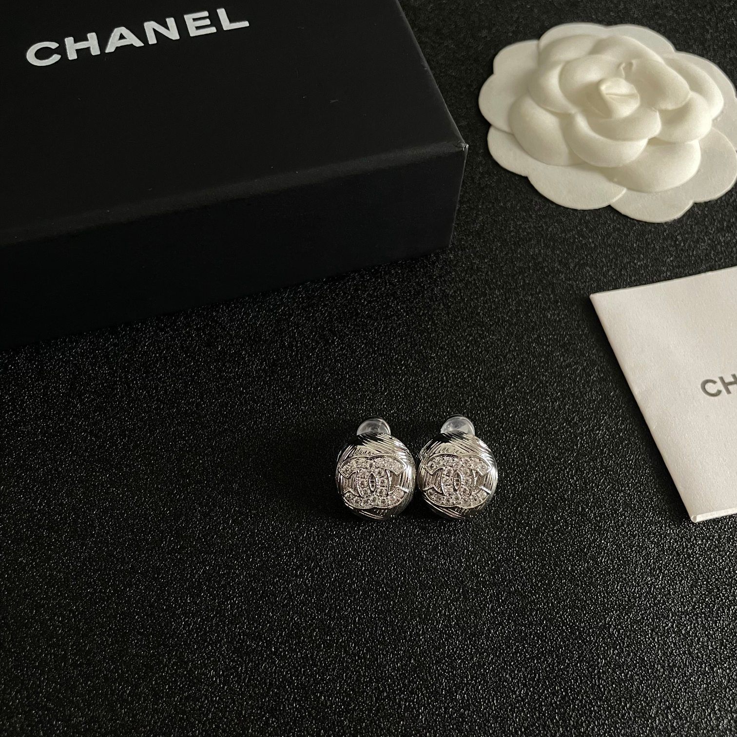今日特価】Chanel ヴィンテージ イヤリング 送料無料 限定在庫