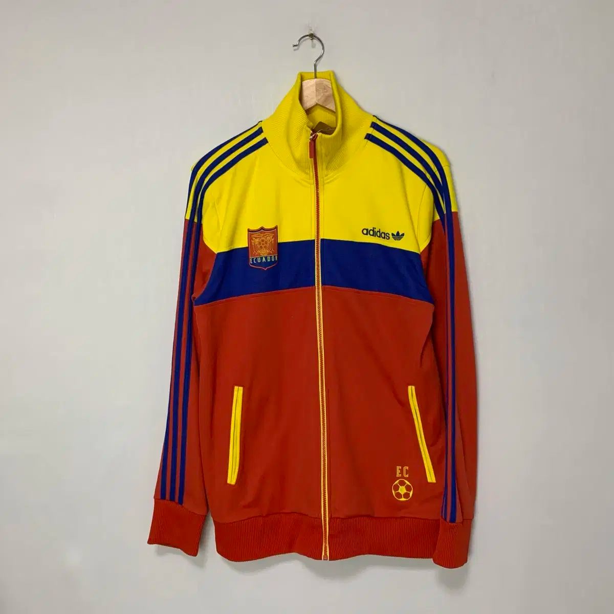 アディダス エクアドル トラックジャージ ジャージ ヴィンテージ 110 ユニセックス