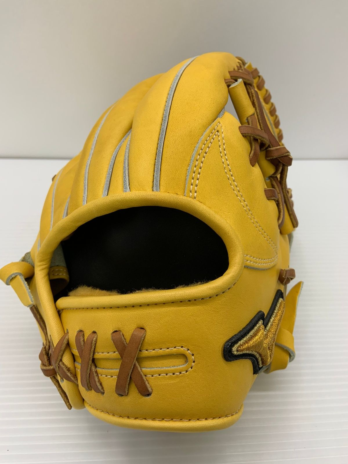 MIZUNO - ミズノ プロ 硬式 内野手用グローブ ミズノ MIZUNO ミズノプロ 硬式 内野手用グローブ AXI型