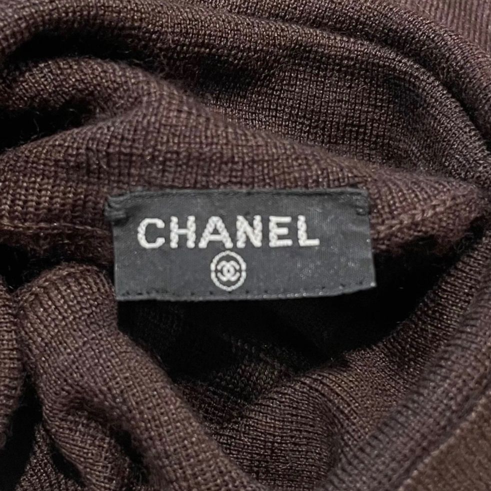 CHANEL - ［正規品 匿名配送］CHANEL タートルネック 薄手ニット CHANEL シャネル タートルネックニット ブラウン レディースM