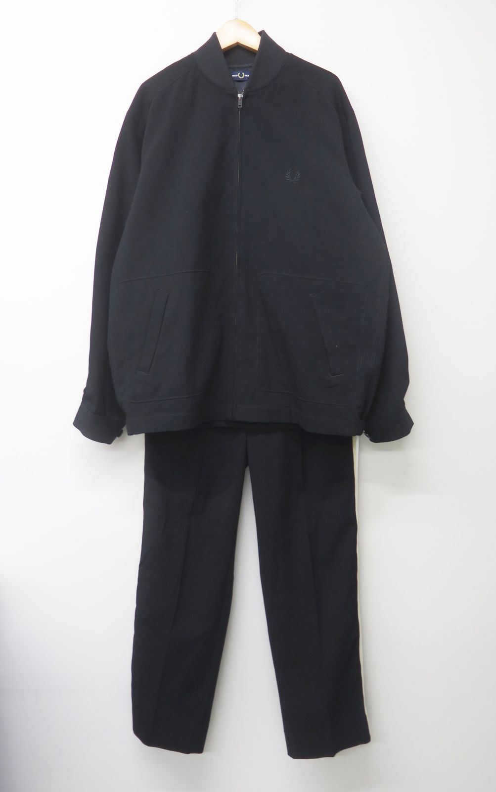 フレッドペリー F2602 SIDE TAPED BOMBER JACKET