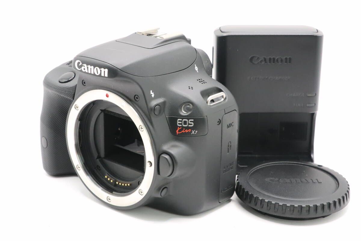 ☆極上美品☆キヤノン EOS Kiss X7 ボディ【ショット数：1,952枚】充電 